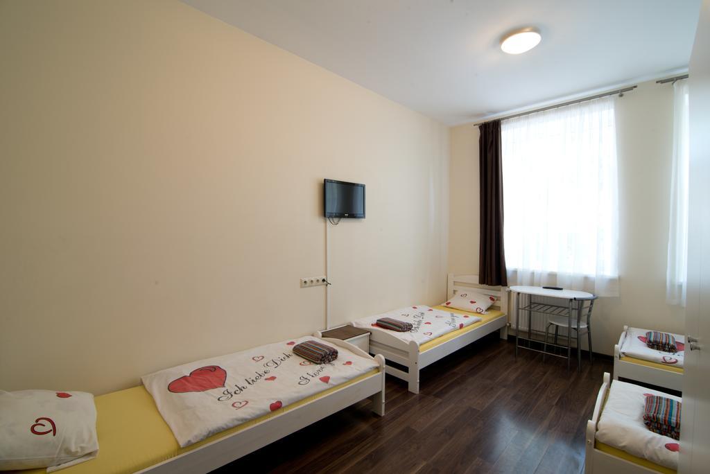 Happy Hotel Riga Exterior foto